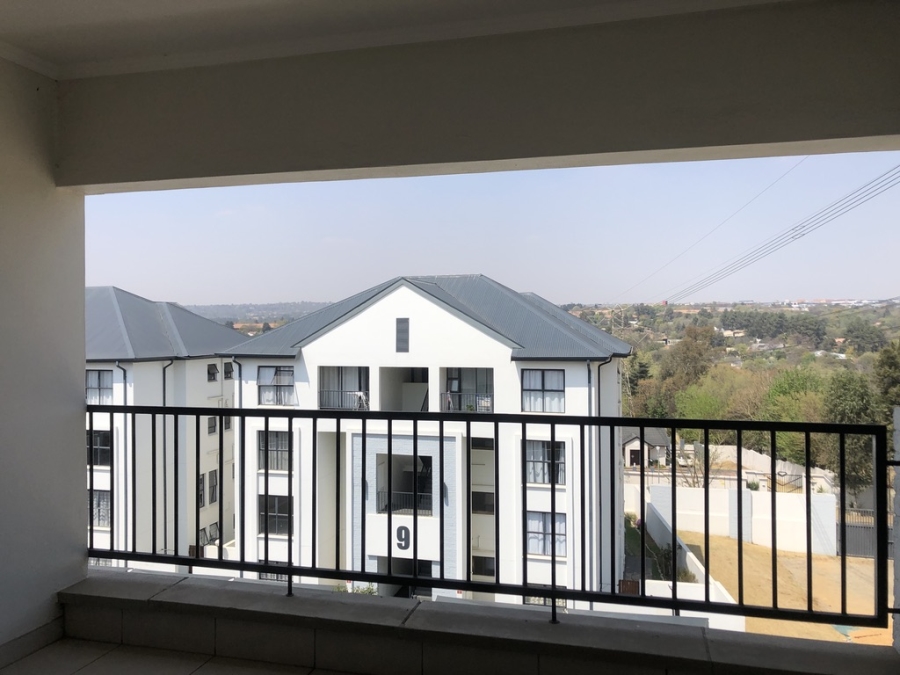 To Let 1 Bedroom Property for Rent in Petervale Gauteng
