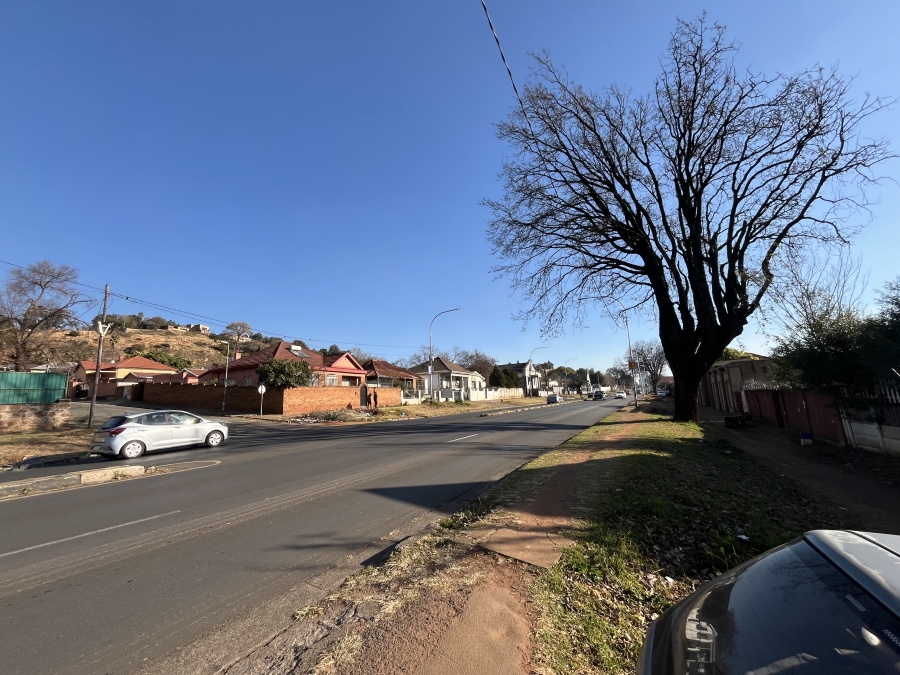 4 Bedroom Property for Sale in Bezuidenhout Valley Gauteng
