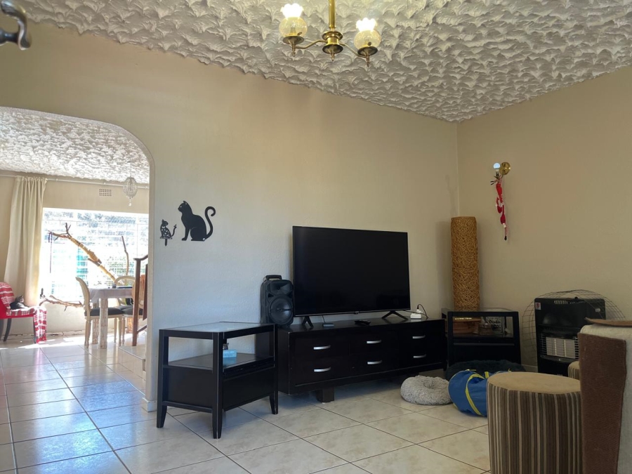 3 Bedroom Property for Sale in Oakdene Gauteng