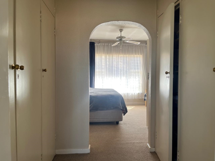 3 Bedroom Property for Sale in Oakdene Gauteng
