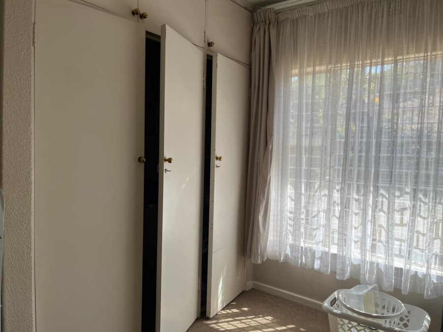 3 Bedroom Property for Sale in Oakdene Gauteng