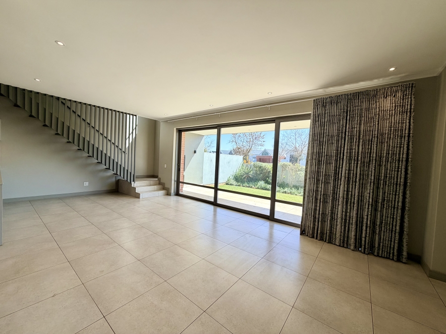 3 Bedroom Property for Sale in Serengeti Lifestyle Estate Gauteng