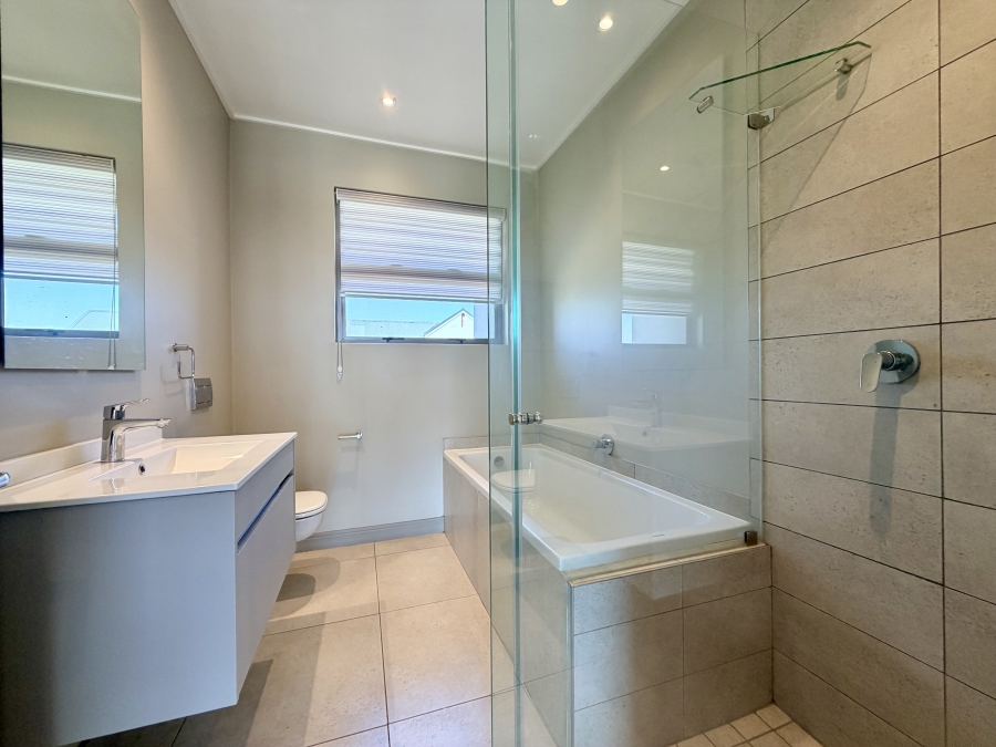 3 Bedroom Property for Sale in Serengeti Lifestyle Estate Gauteng