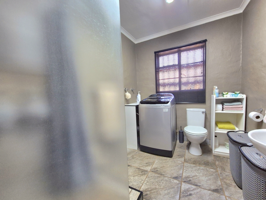 7 Bedroom Property for Sale in Dalview Gauteng