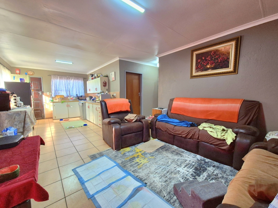 7 Bedroom Property for Sale in Dalview Gauteng