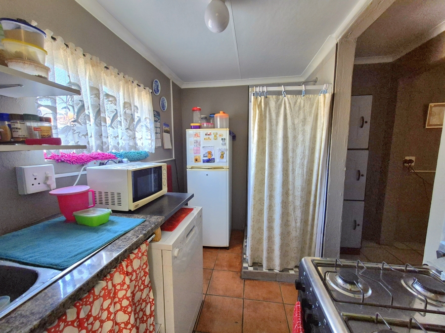 7 Bedroom Property for Sale in Dalview Gauteng