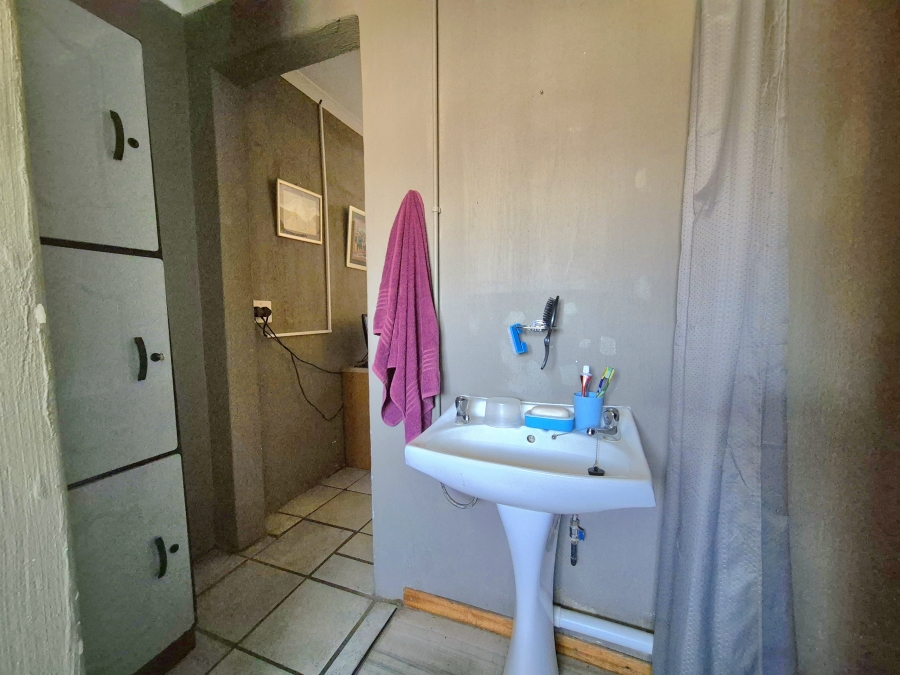 7 Bedroom Property for Sale in Dalview Gauteng