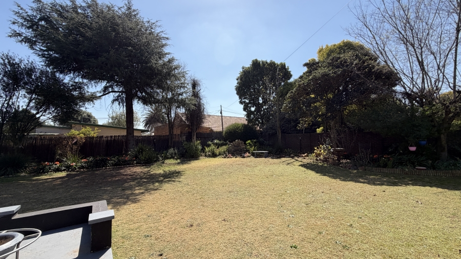 4 Bedroom Property for Sale in Farrarmere Gauteng