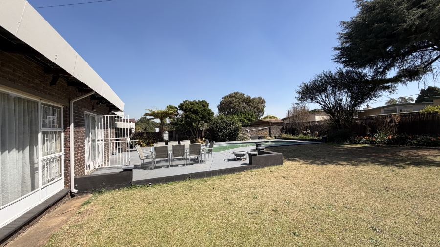 4 Bedroom Property for Sale in Farrarmere Gauteng