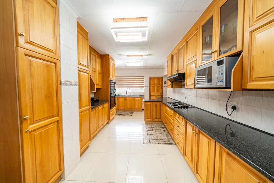 4 Bedroom Property for Sale in Farrarmere Gauteng