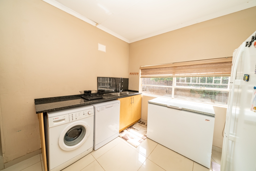4 Bedroom Property for Sale in Farrarmere Gauteng