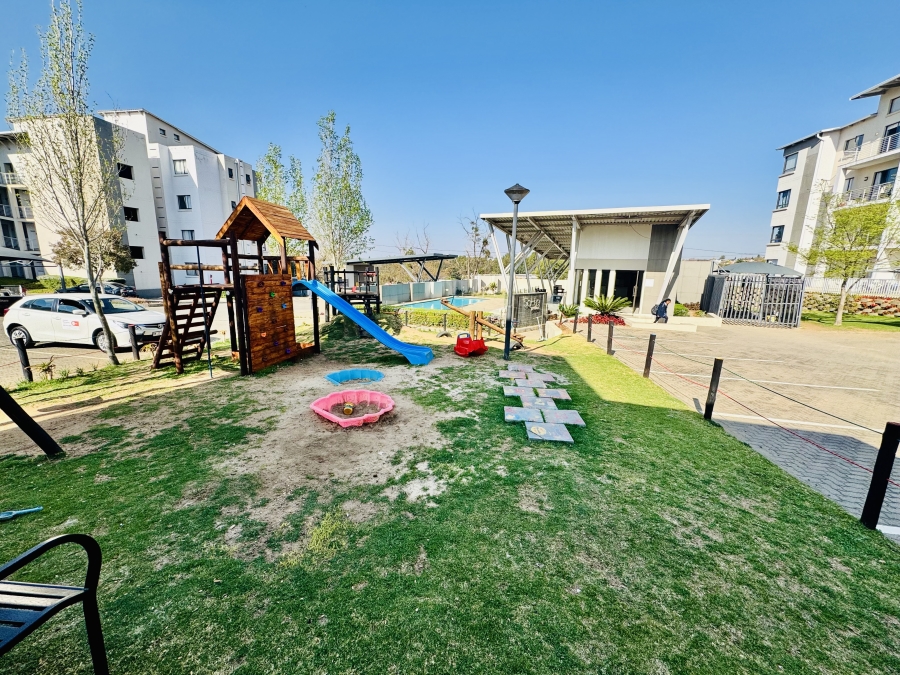 2 Bedroom Property for Sale in Broadacres Gauteng