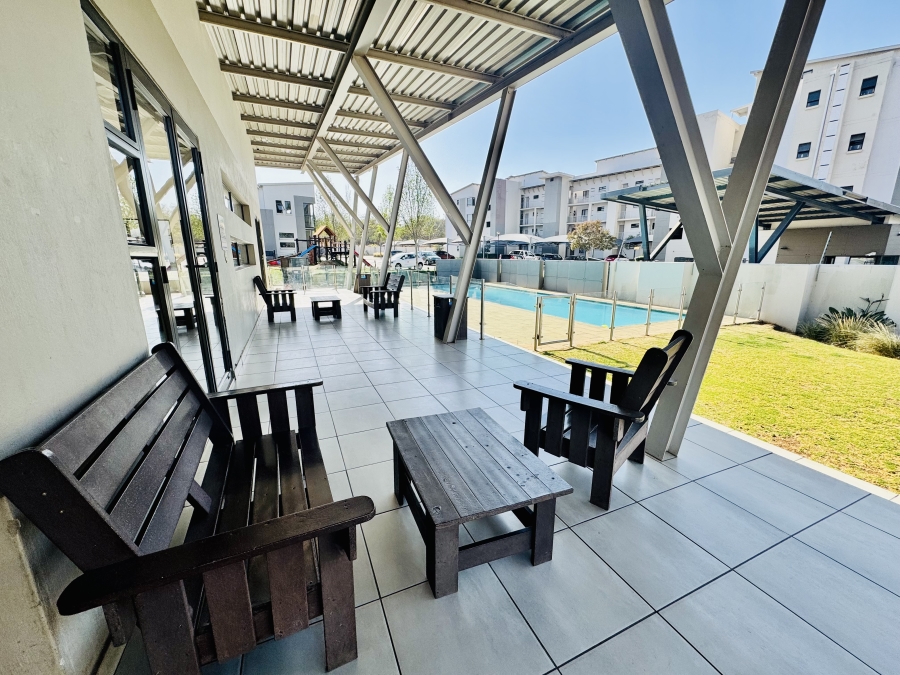2 Bedroom Property for Sale in Broadacres Gauteng