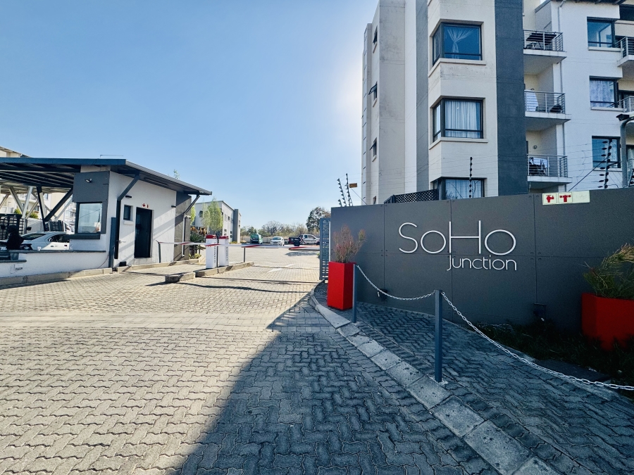 2 Bedroom Property for Sale in Broadacres Gauteng