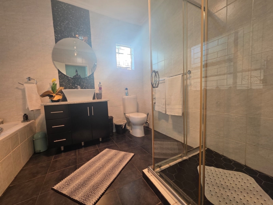 4 Bedroom Property for Sale in Vanderbijlpark SE Gauteng