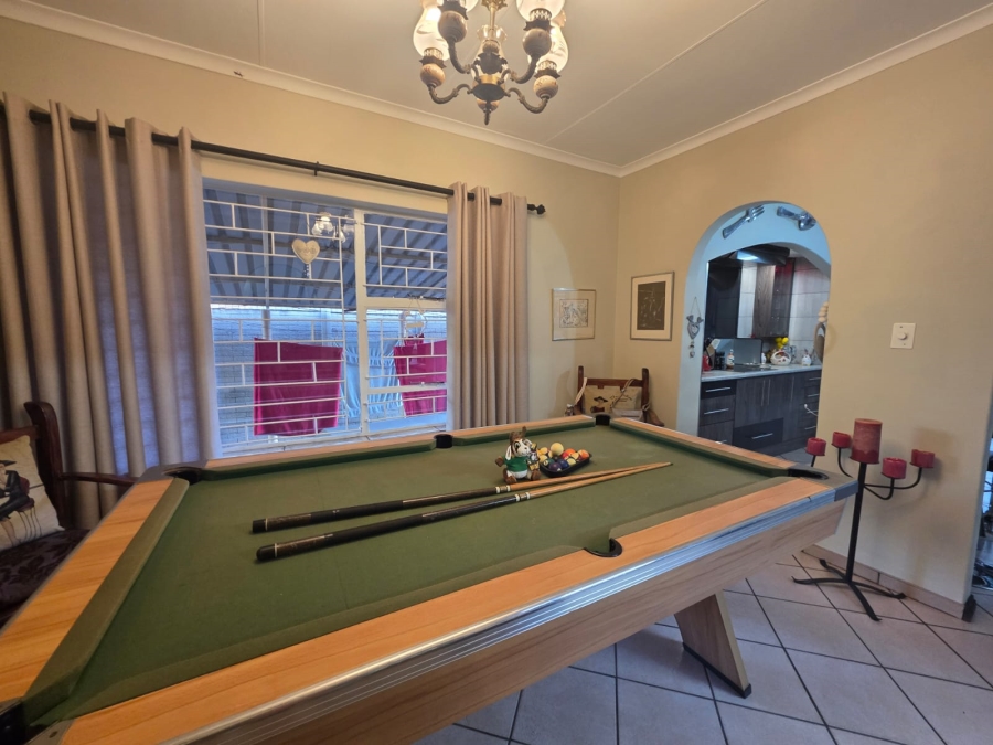 4 Bedroom Property for Sale in Vanderbijlpark SE Gauteng