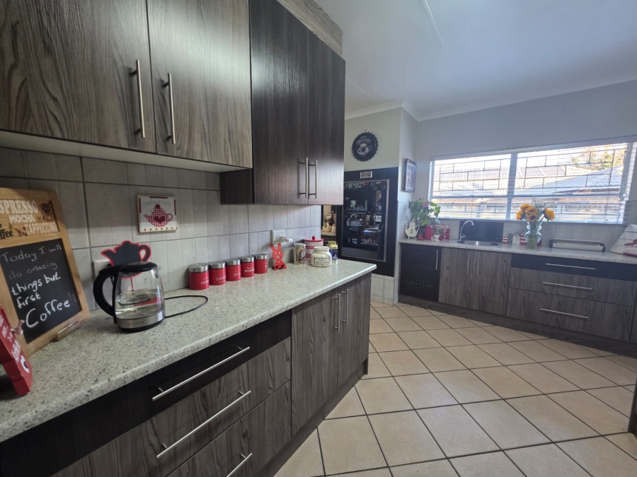 4 Bedroom Property for Sale in Vanderbijlpark SE Gauteng