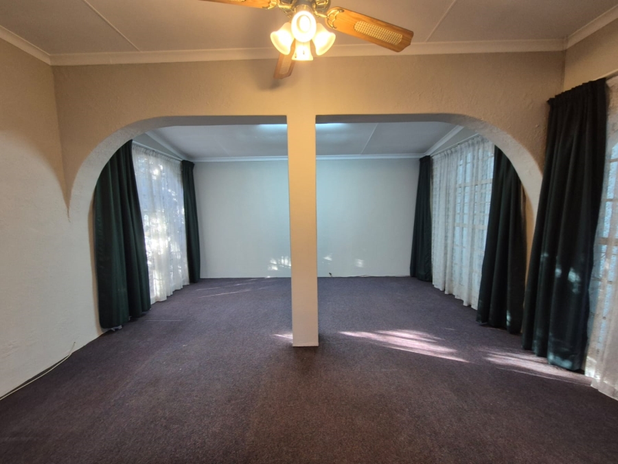 3 Bedroom Property for Sale in Steelview Gauteng