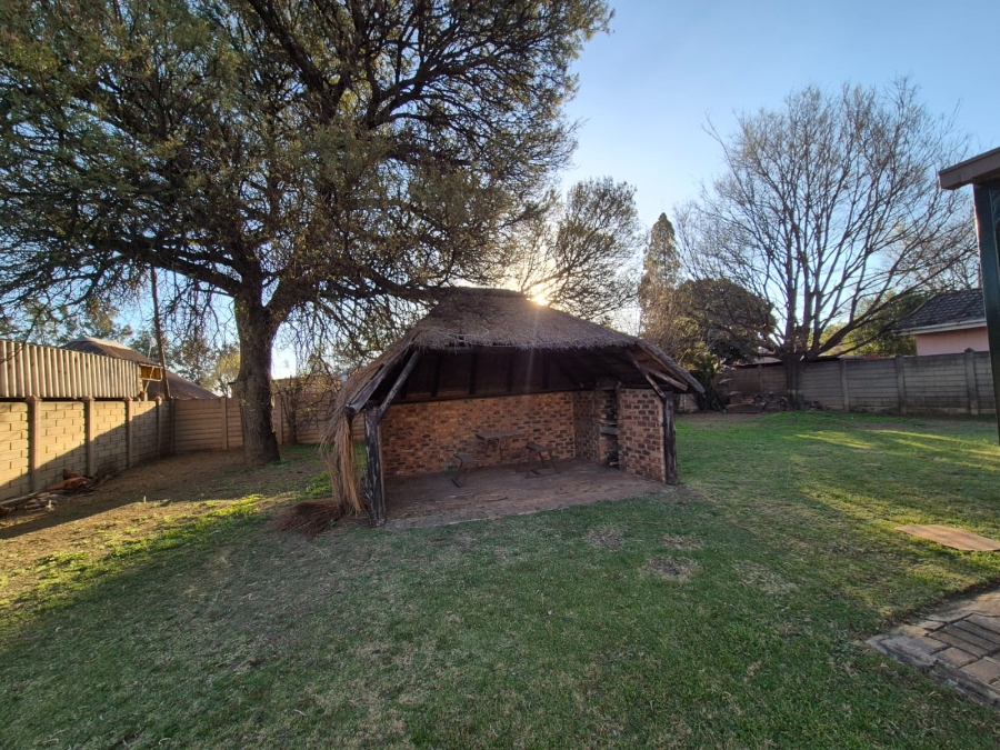3 Bedroom Property for Sale in Steelview Gauteng