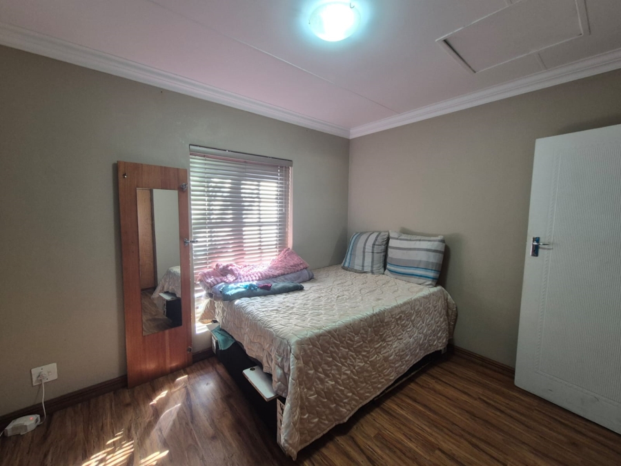 2 Bedroom Property for Sale in Vanderbijlpark SE 4 Gauteng