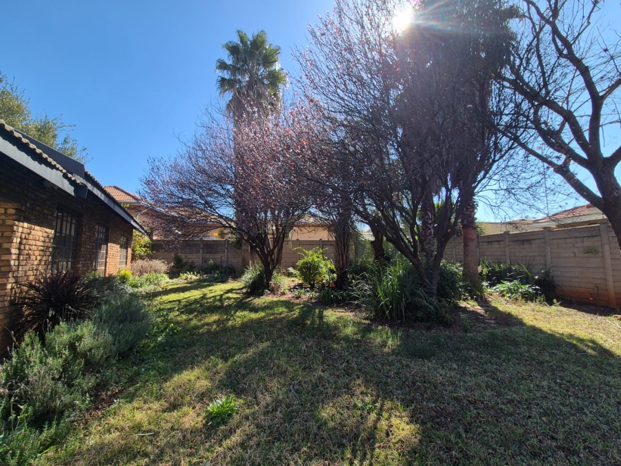 2 Bedroom Property for Sale in Vanderbijlpark SE 4 Gauteng