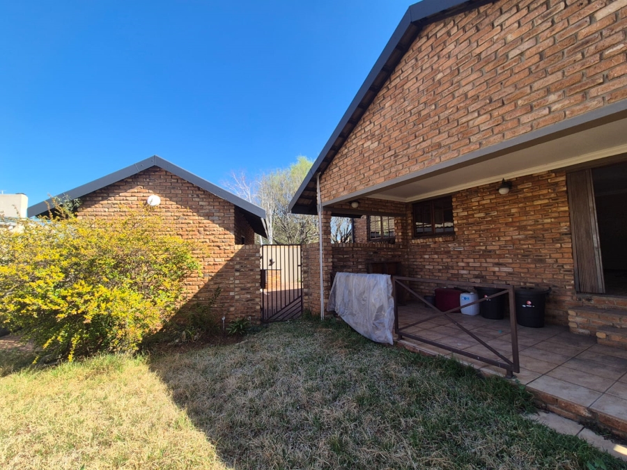 2 Bedroom Property for Sale in Vanderbijlpark SE 4 Gauteng