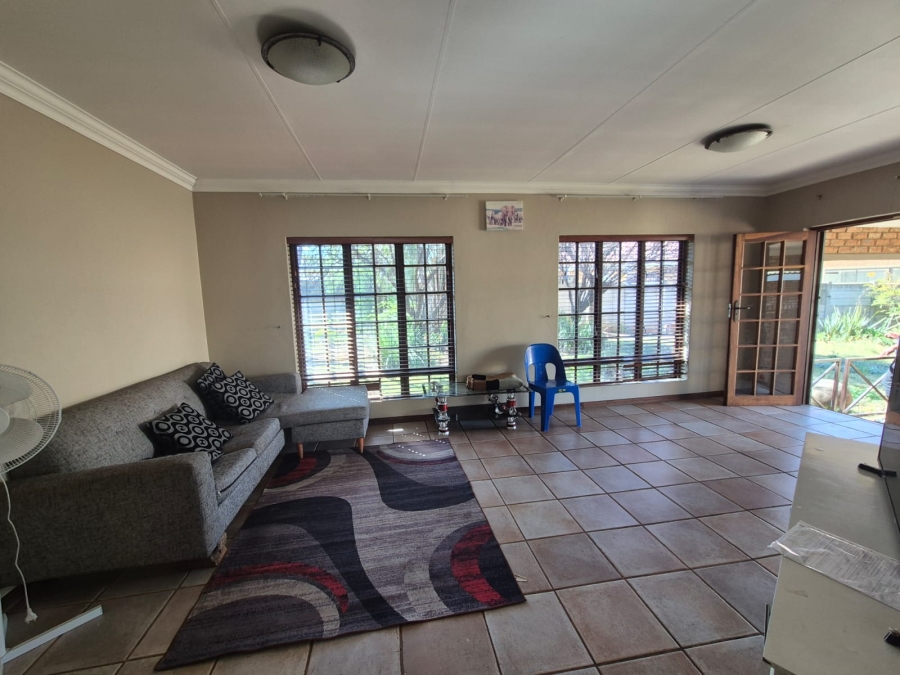 2 Bedroom Property for Sale in Vanderbijlpark SE 4 Gauteng