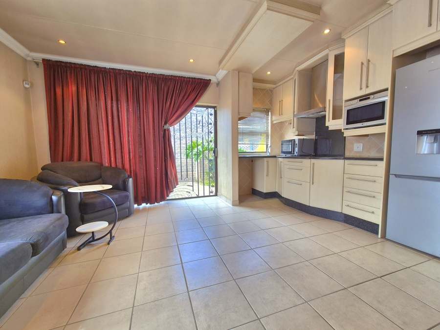To Let 1 Bedroom Property for Rent in Sunward Park Gauteng