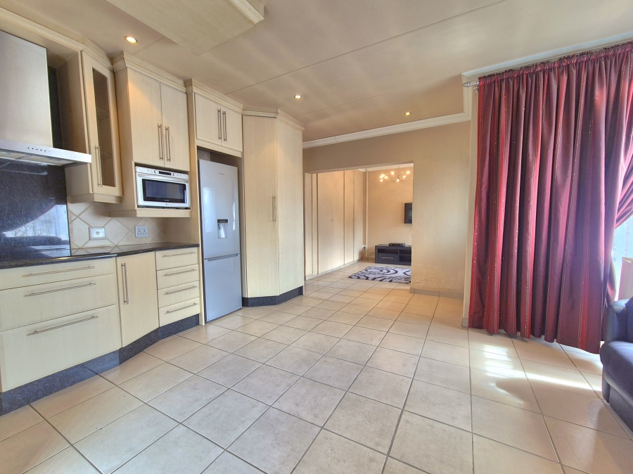To Let 1 Bedroom Property for Rent in Sunward Park Gauteng
