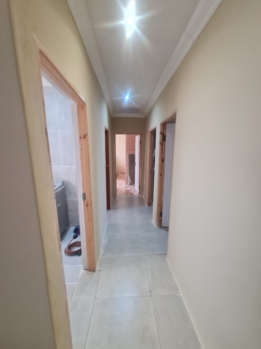 3 Bedroom Property for Sale in Vaaloewer Gauteng