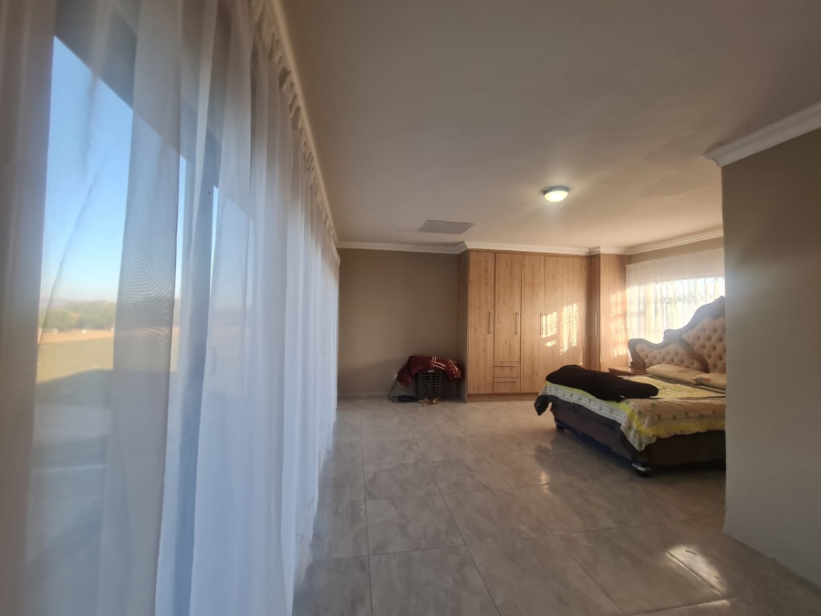 3 Bedroom Property for Sale in Vaaloewer Gauteng