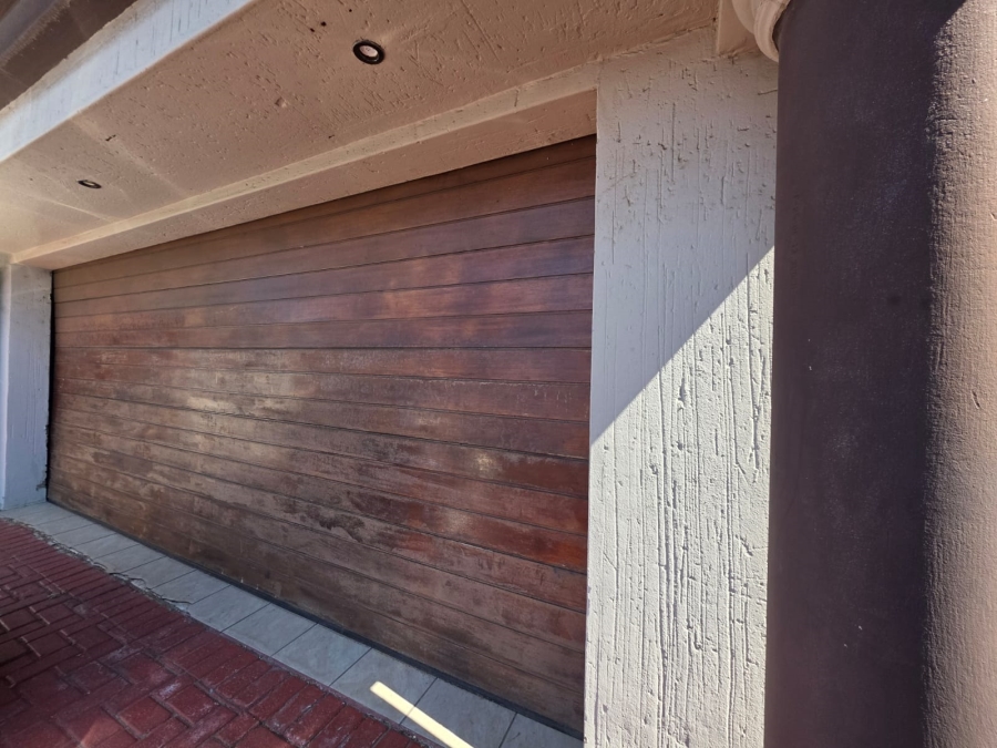 3 Bedroom Property for Sale in Vanderbijlpark SE 6 Gauteng