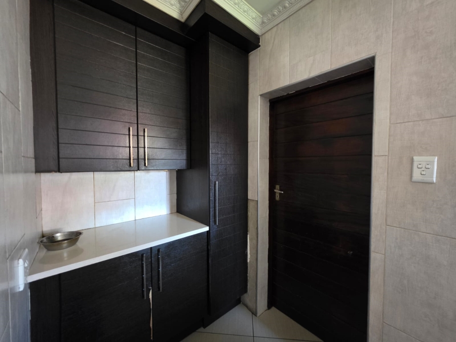 3 Bedroom Property for Sale in Vanderbijlpark SE 6 Gauteng