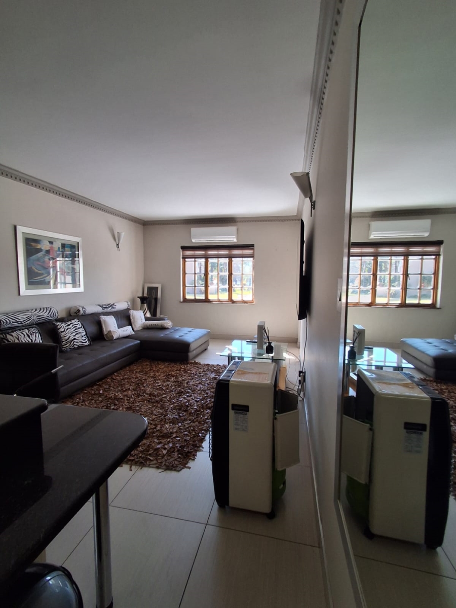 2 Bedroom Property for Sale in Peacehaven Gauteng