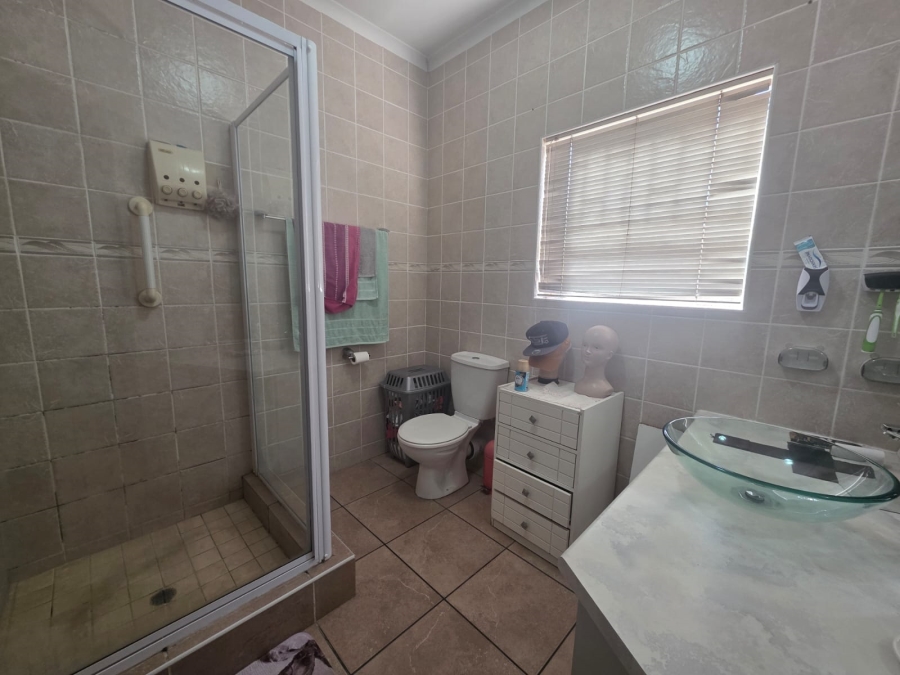 2 Bedroom Property for Sale in Vanderbijlpark CE 2 Gauteng
