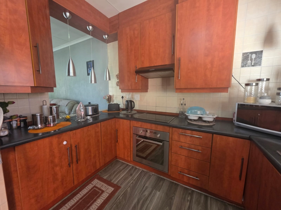 2 Bedroom Property for Sale in Vanderbijlpark CE 2 Gauteng