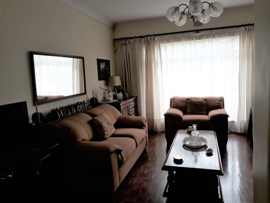 To Let 2 Bedroom Property for Rent in Meadowbrook Gauteng