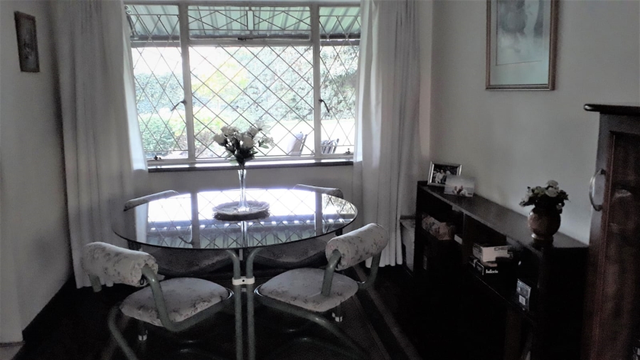 To Let 2 Bedroom Property for Rent in Meadowbrook Gauteng