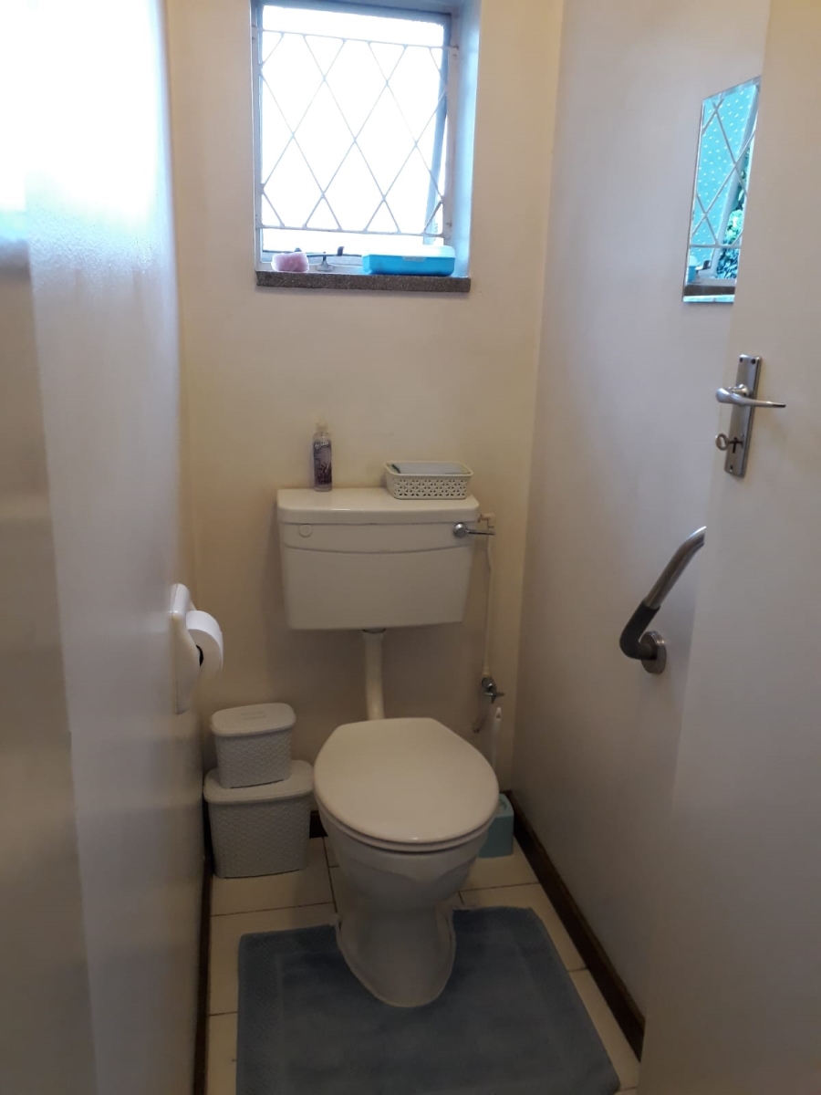 To Let 2 Bedroom Property for Rent in Meadowbrook Gauteng