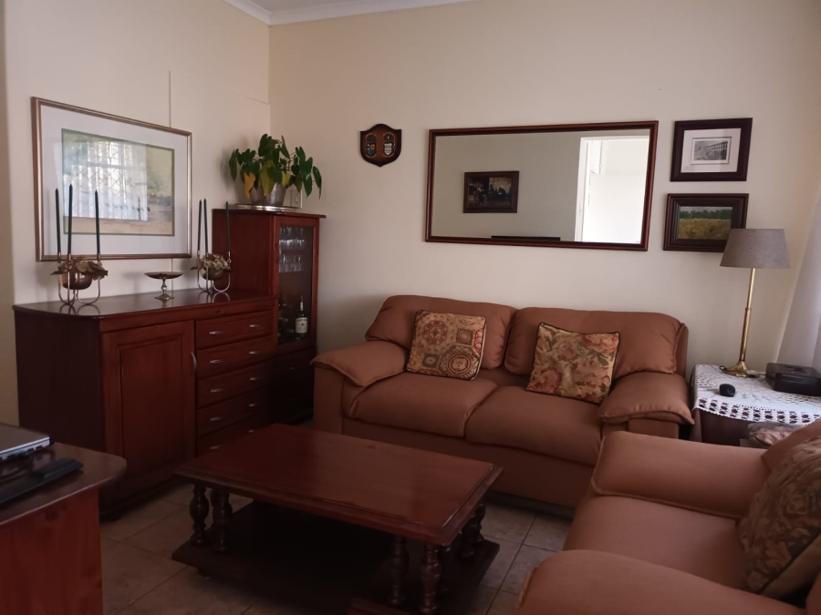 To Let 1 Bedroom Property for Rent in Meadowbrook Gauteng