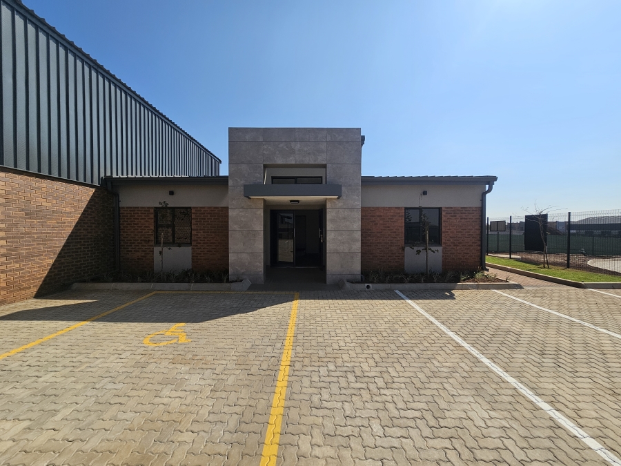 To Let Commercial Property for Rent in Sunderland Ridge Gauteng