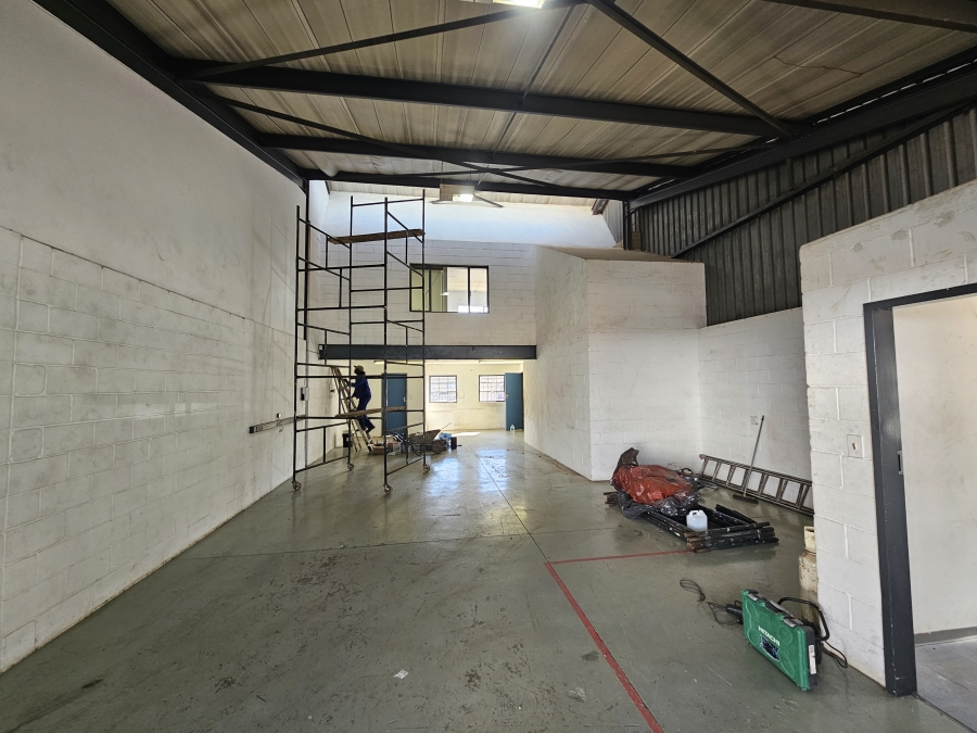 To Let Commercial Property for Rent in Hennops Park Industrial Gauteng