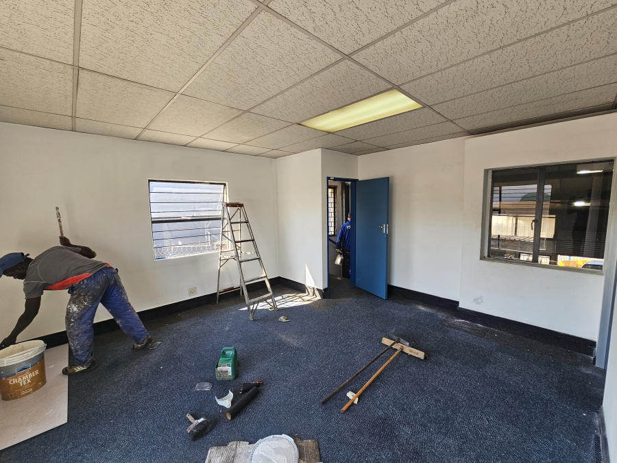 To Let Commercial Property for Rent in Hennops Park Industrial Gauteng