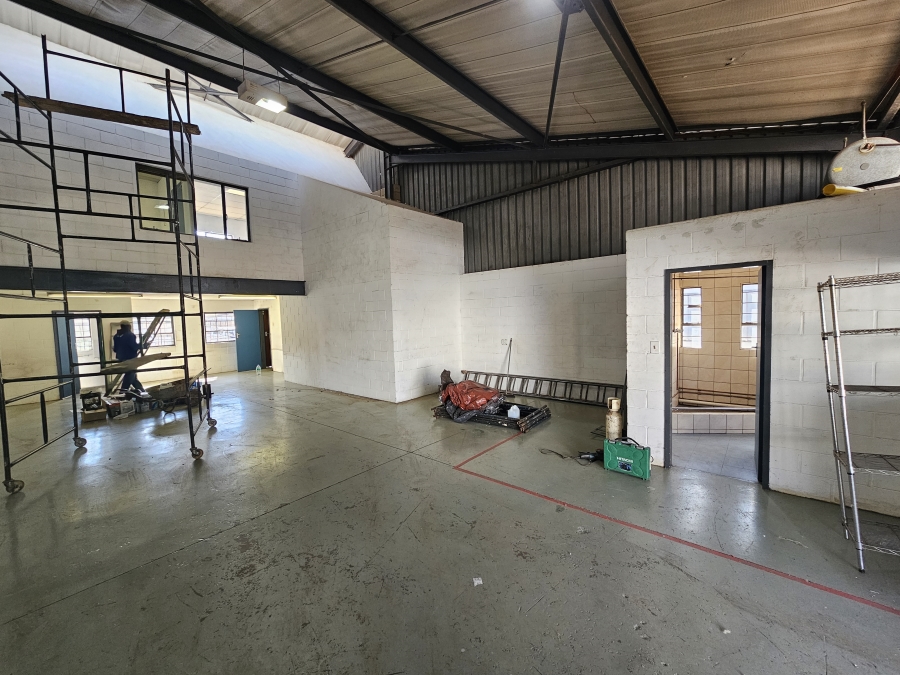 To Let Commercial Property for Rent in Hennops Park Industrial Gauteng