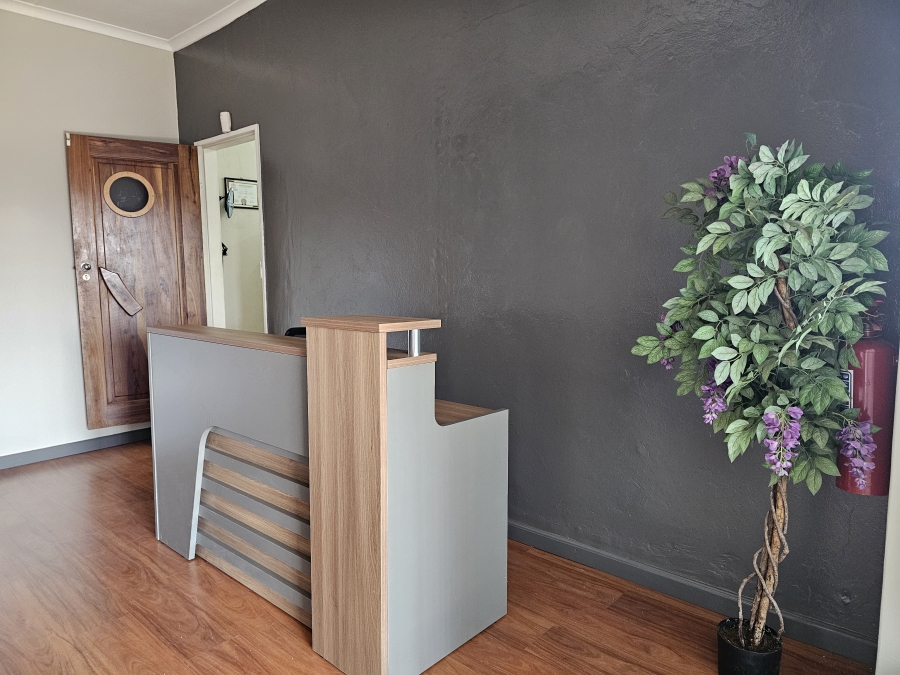 To Let Commercial Property for Rent in Wierda Park Gauteng