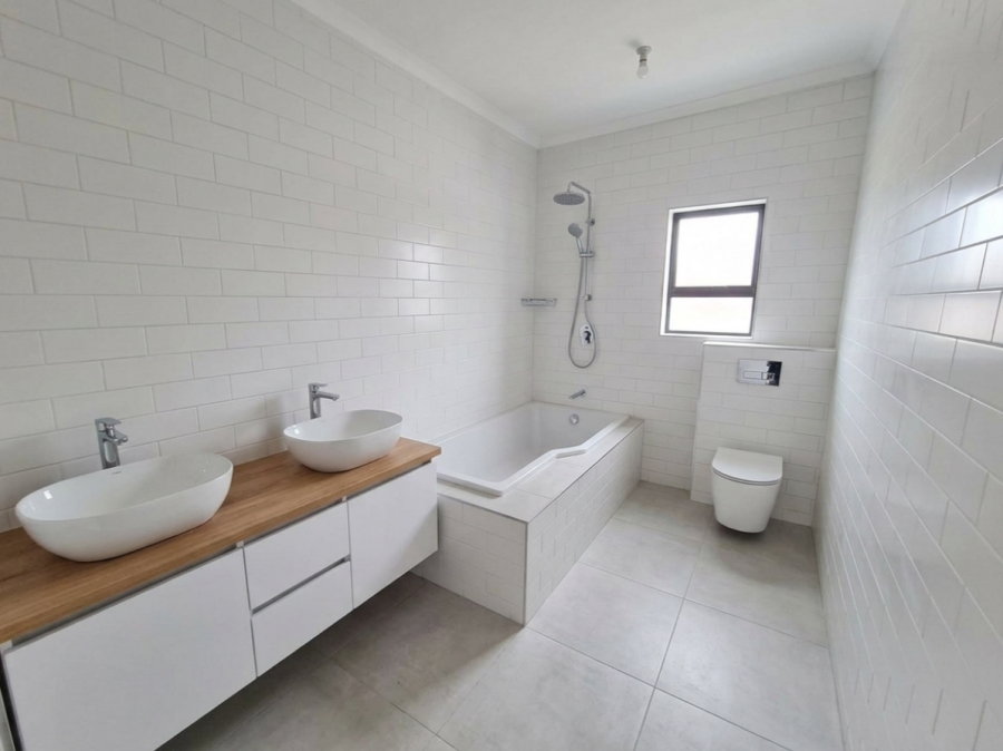 2 Bedroom Property for Sale in Bedfordview Gauteng