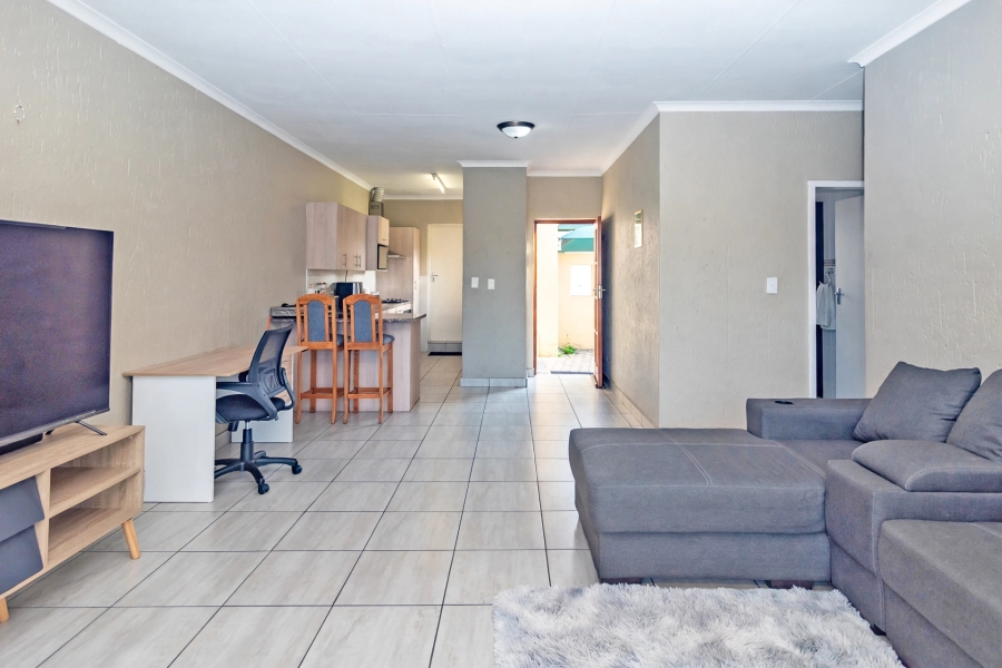 2 Bedroom Property for Sale in Strubensvallei Gauteng