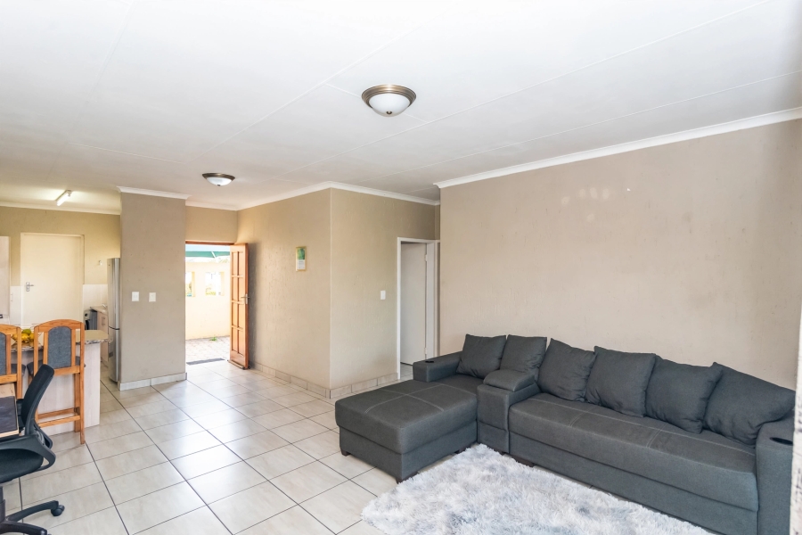 2 Bedroom Property for Sale in Strubensvallei Gauteng