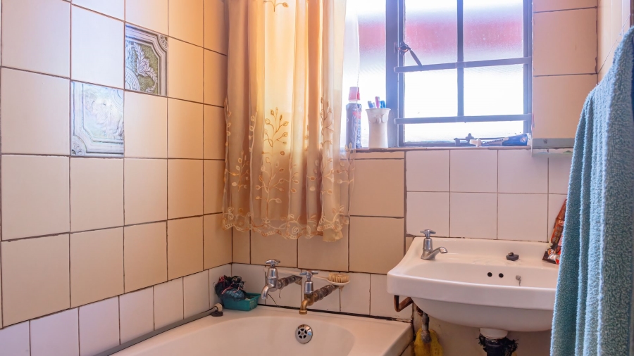 3 Bedroom Property for Sale in Lenasia Ext 1 Gauteng