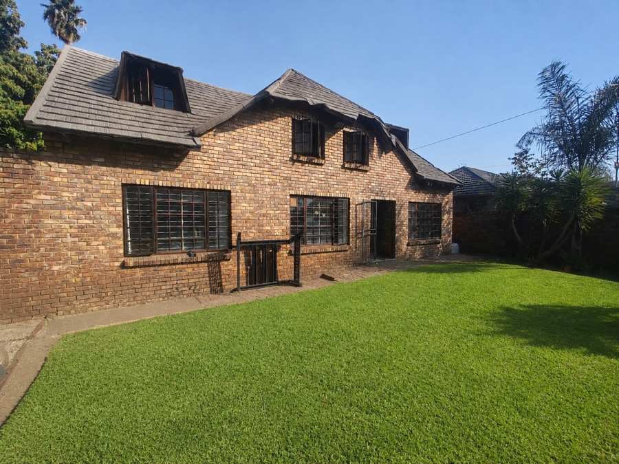 6 Bedroom Property for Sale in Capital Park Gauteng
